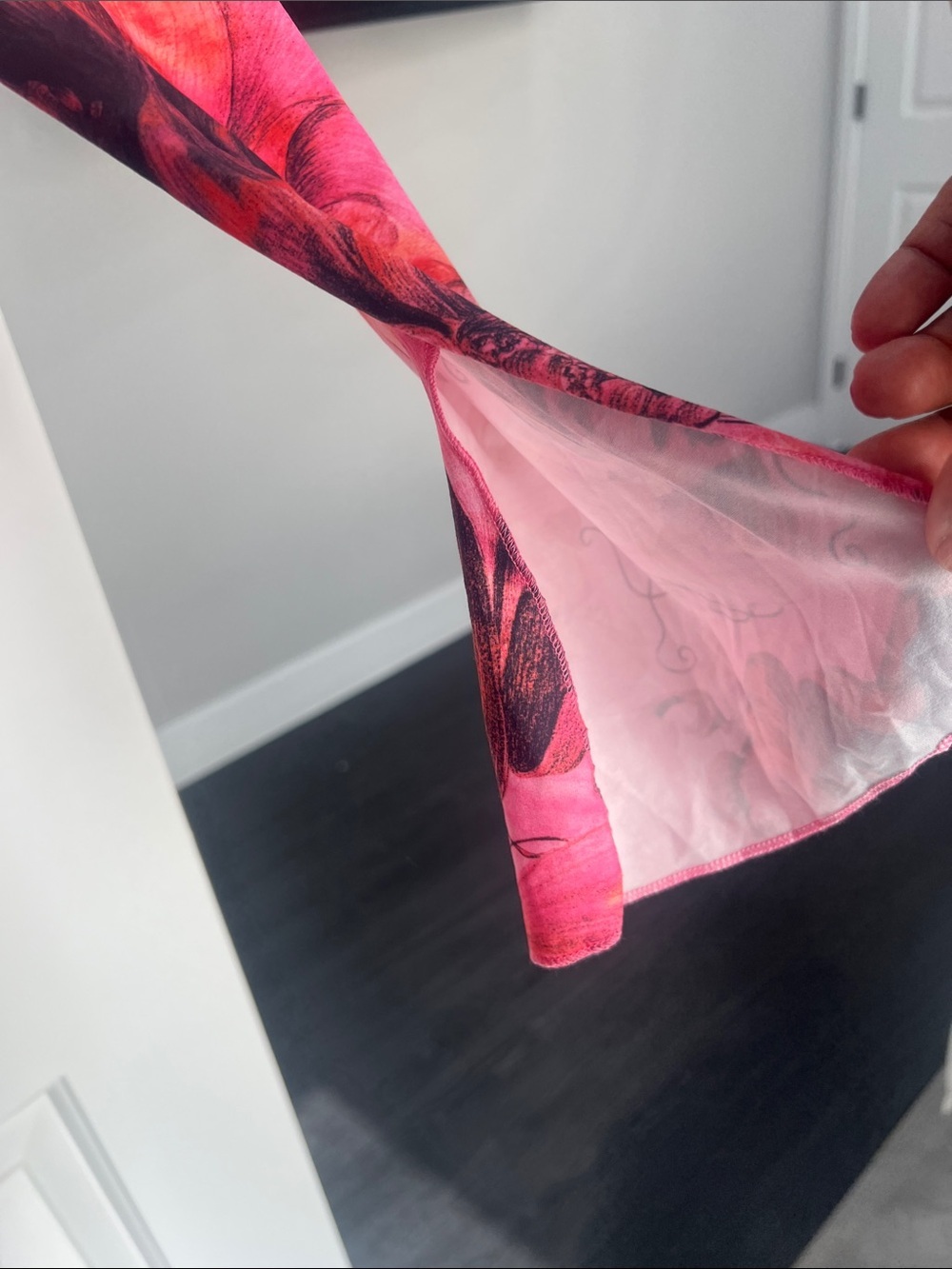 Women's Pink Abstract Print Long Sleeve dress - Picture 3 of 5